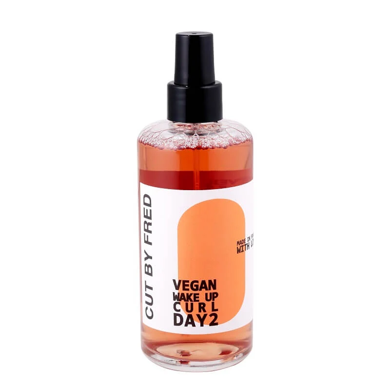 Vegan Wake Up Curl Day 2 - Spray réveil boucles