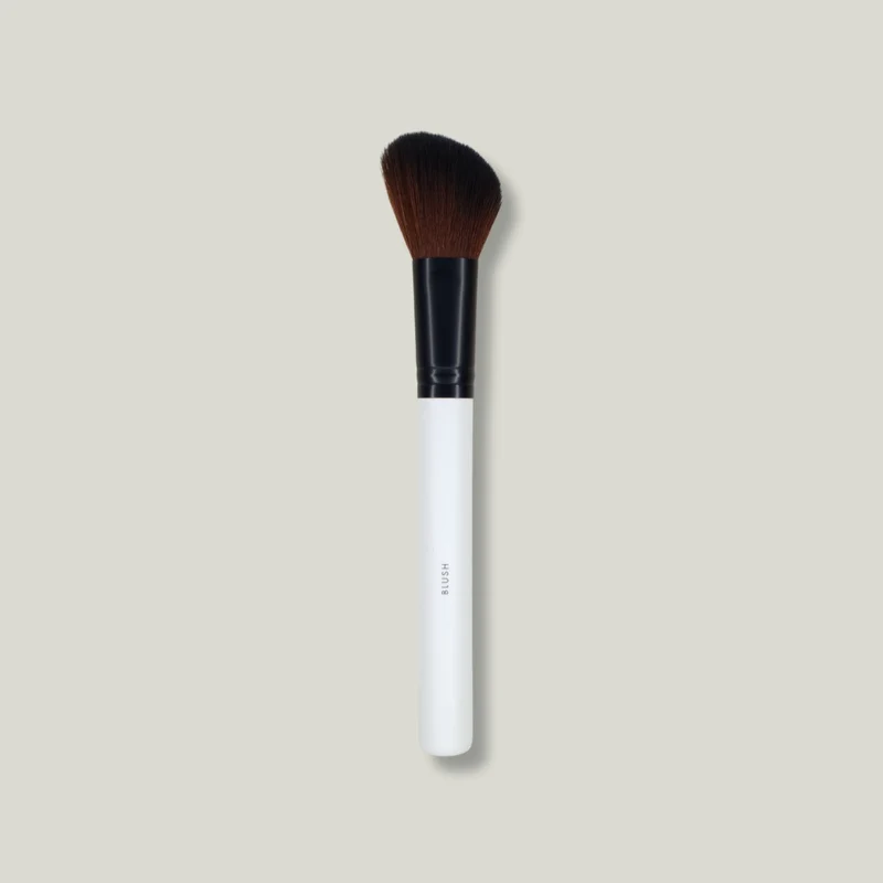 Pinceau blush biseauté