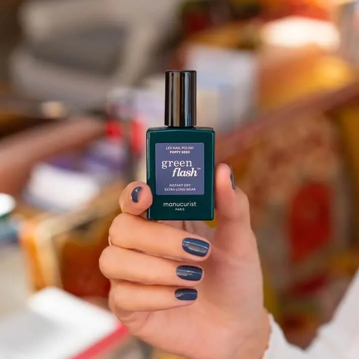 Manucure vernis Led Green Flash