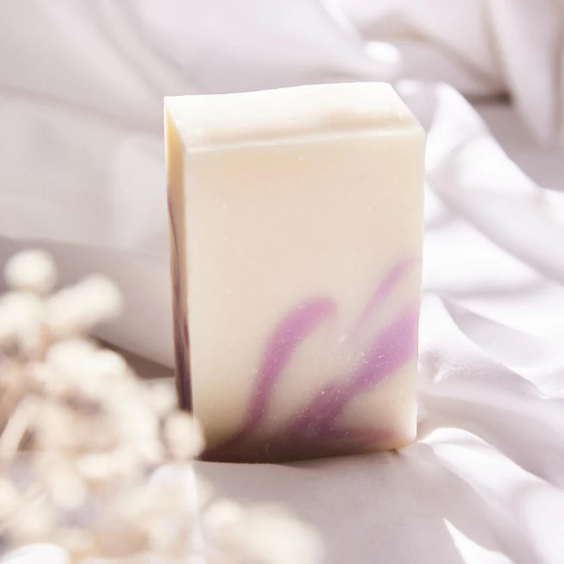 Savon artisanal lavande, bois de hô et romarin