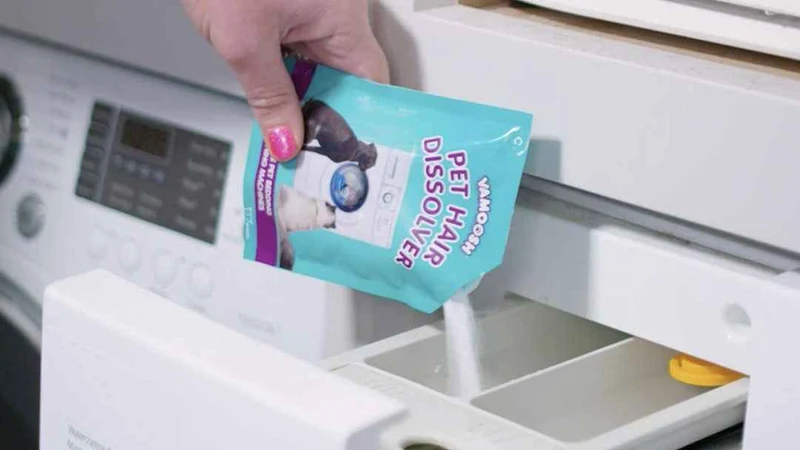 Vamoosh Dissolvant de poils d'animaux – Dissolvant de poils d'animaux pour machine à laver – Élimine les poils de chien et de chat des coussins, couvertures et serviettes pour animaux de compagnie