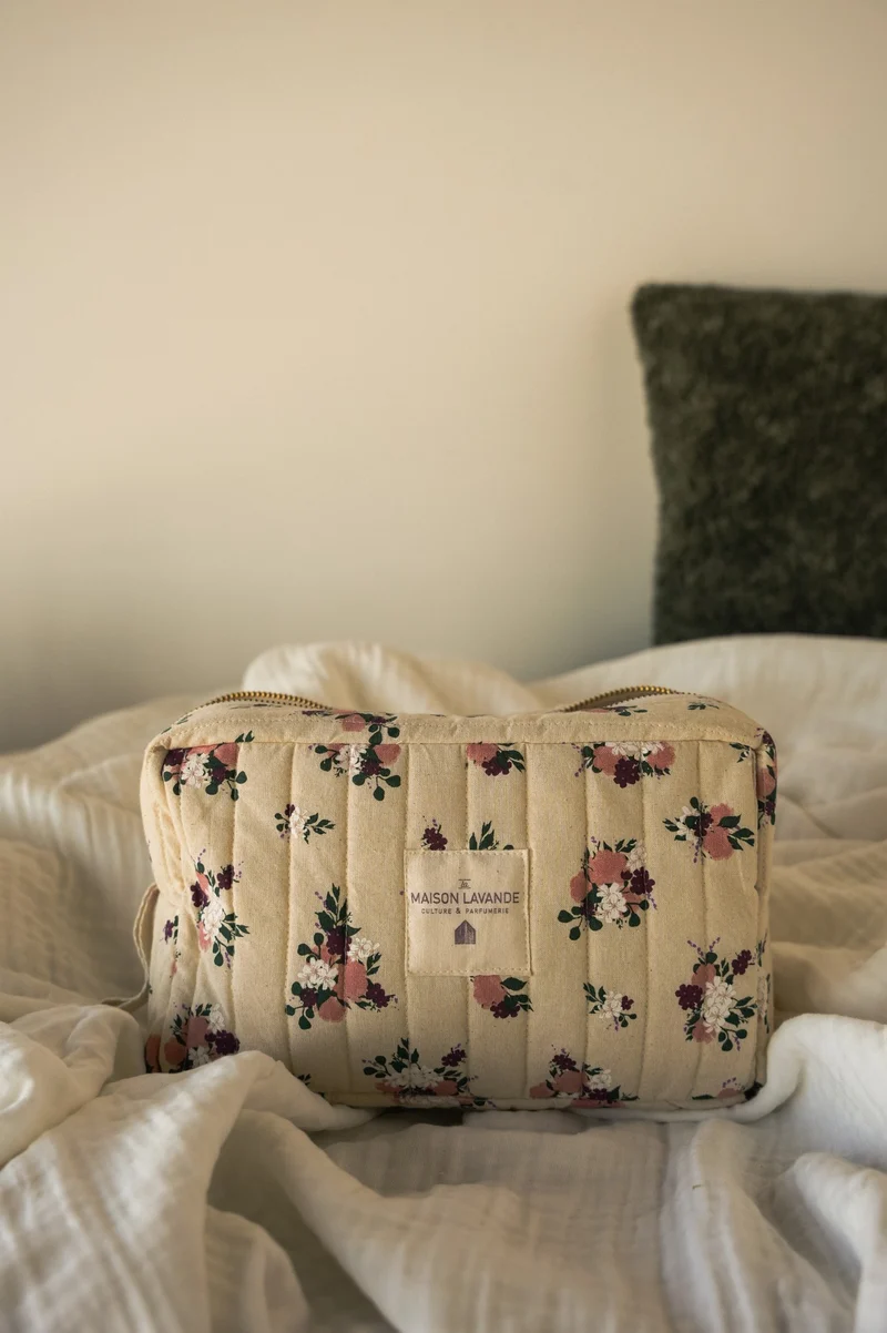 Trousse de voyage doublée － Fleurie