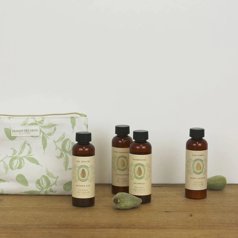 Trousse de voyage Amande Apaisante