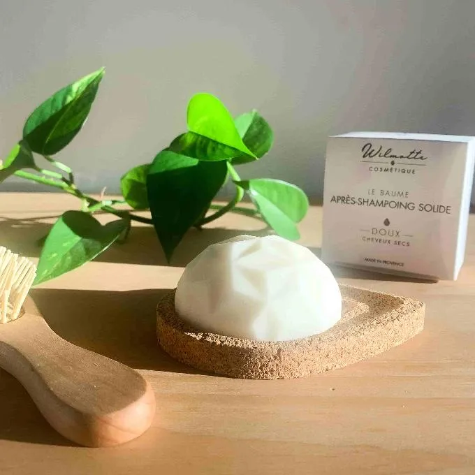 Après-shampoing solide Doux au Monoï _ Cheveux Secs